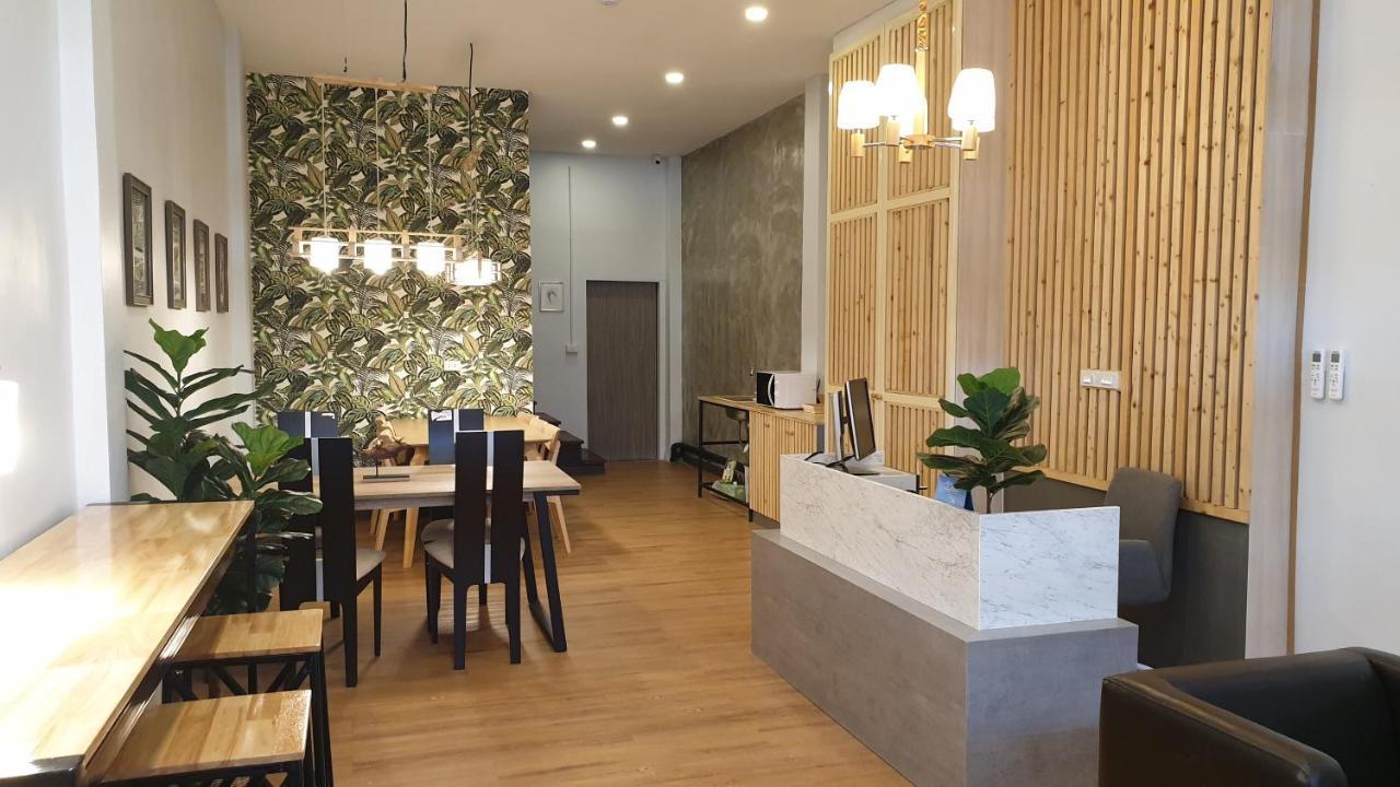 Nature Village Hostel กรุงเทพมหานคร ภายนอก รูปภาพ
