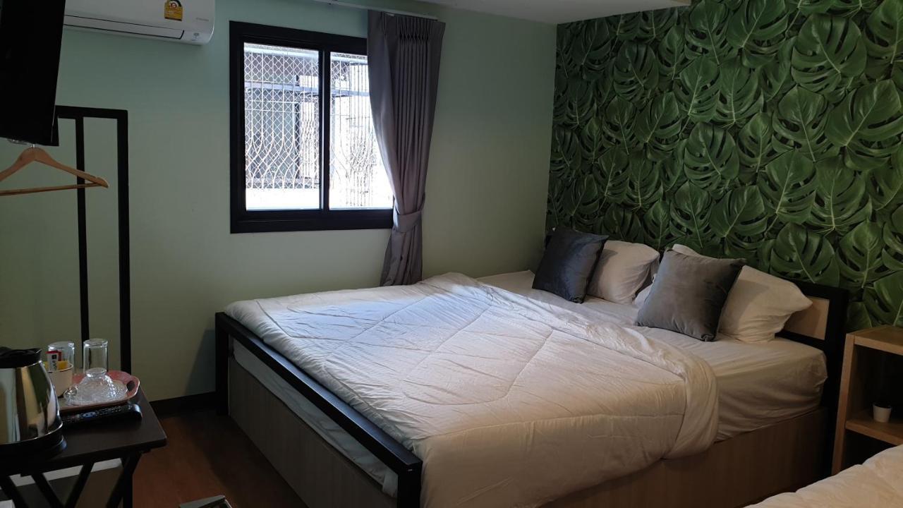 Nature Village Hostel กรุงเทพมหานคร ภายนอก รูปภาพ