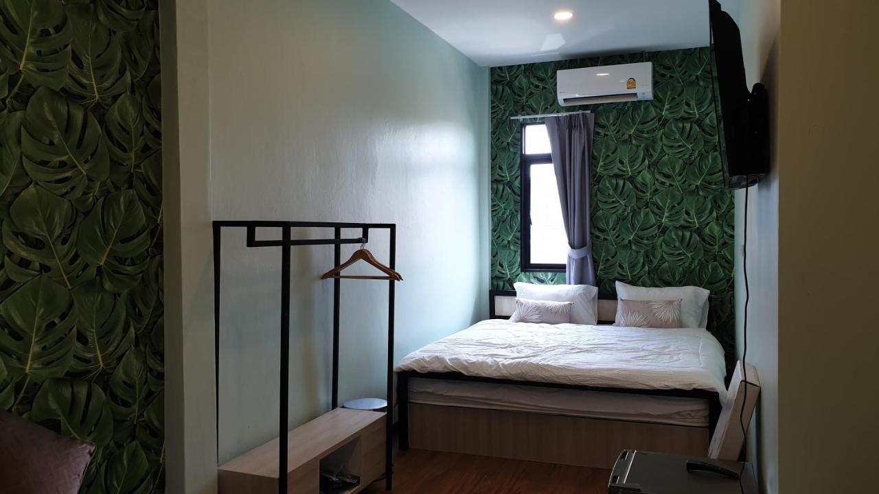 Nature Village Hostel กรุงเทพมหานคร ภายนอก รูปภาพ